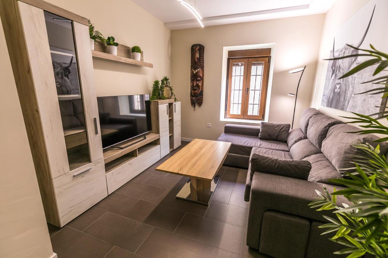 Centrico Y Moderno Con Piscina Y Parking Daire Jaén Dış mekan fotoğraf